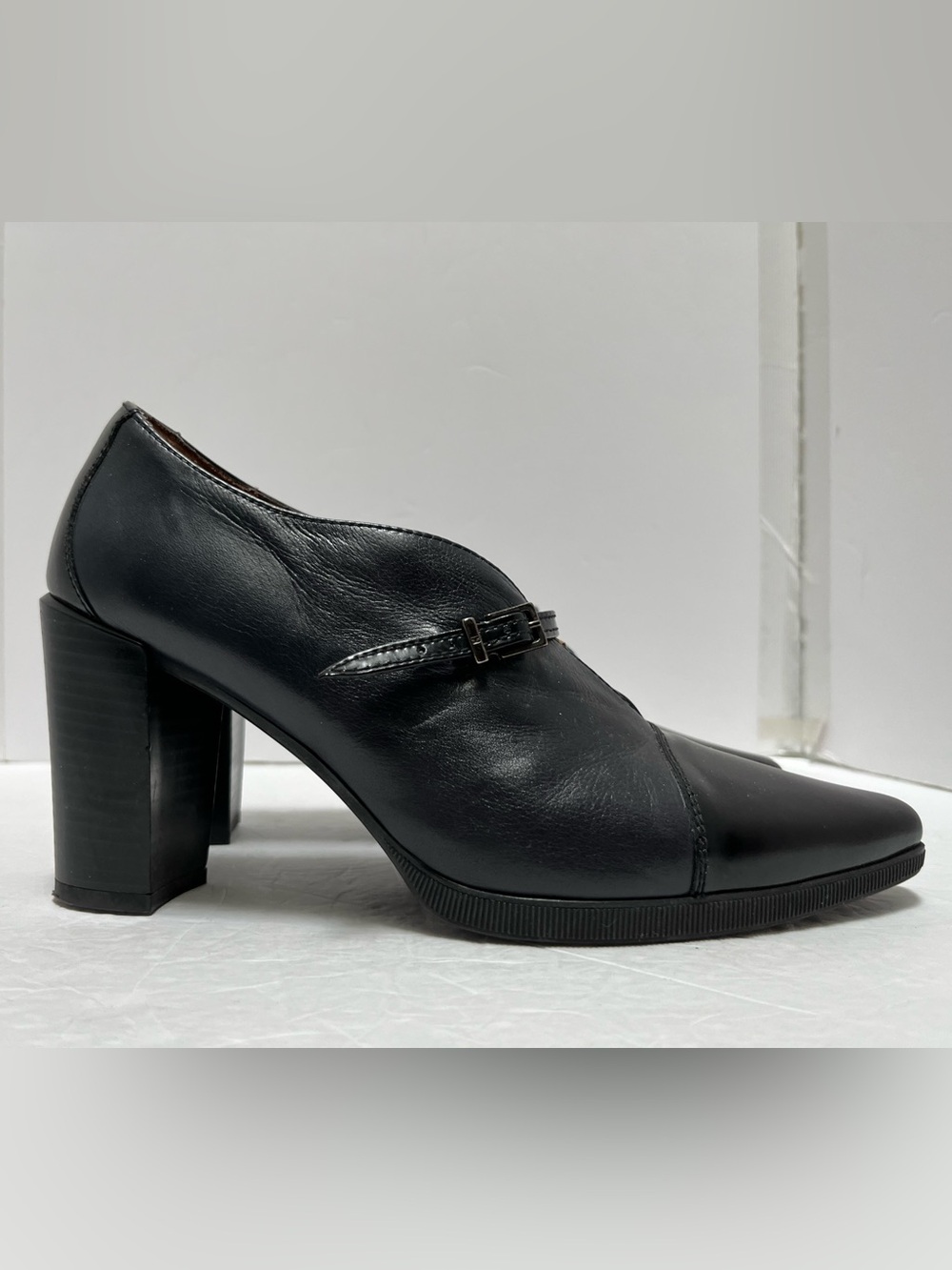 Hispanitas Joy Is a Choice Black Block Heel Point Toe Shoes, Size US8.5/EU39 - Picture 3 of 13